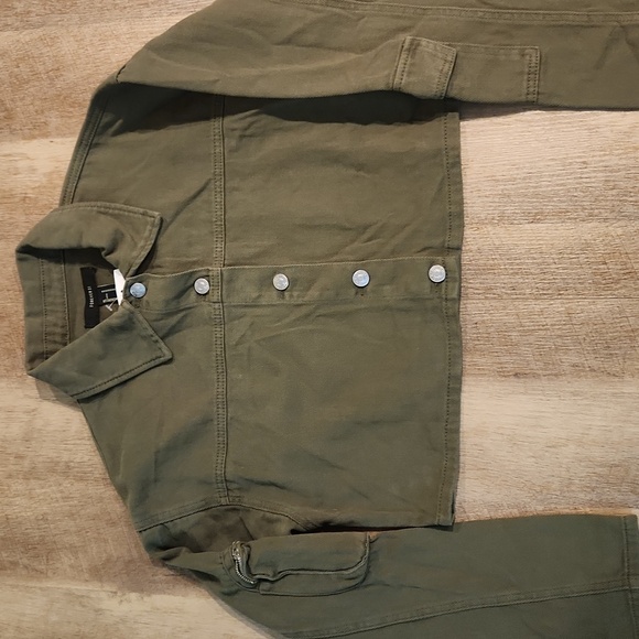 Forever 21 Army Green Cropped Jean Jacket.  NWT - Picture 1 of 8